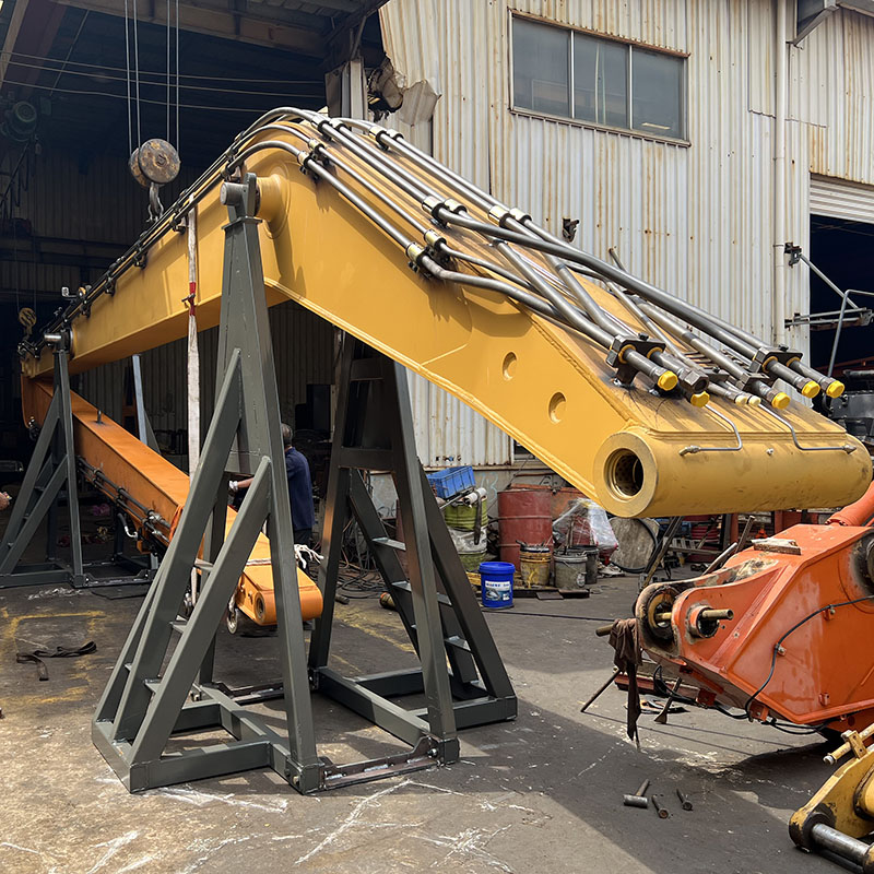 ZX360LCH 20M long arm with leveling bucket and removable bucket teeth
