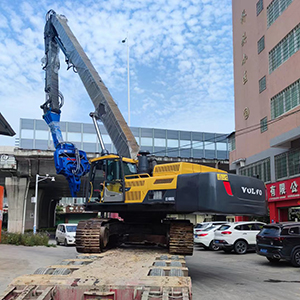 EC480 定制型沃尔沃挖掘机打桩臂 | 用于重型基础工程的加强型振动锤臂