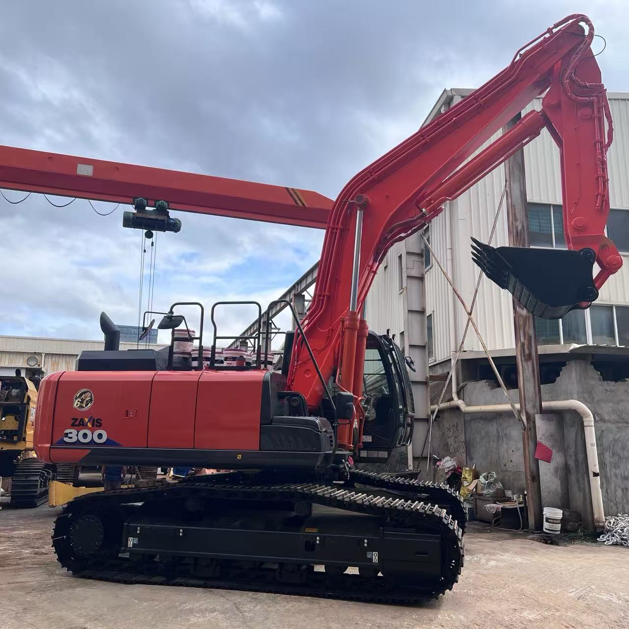 重型工程机械挖掘机隧道臂厂家直销，中国制造商